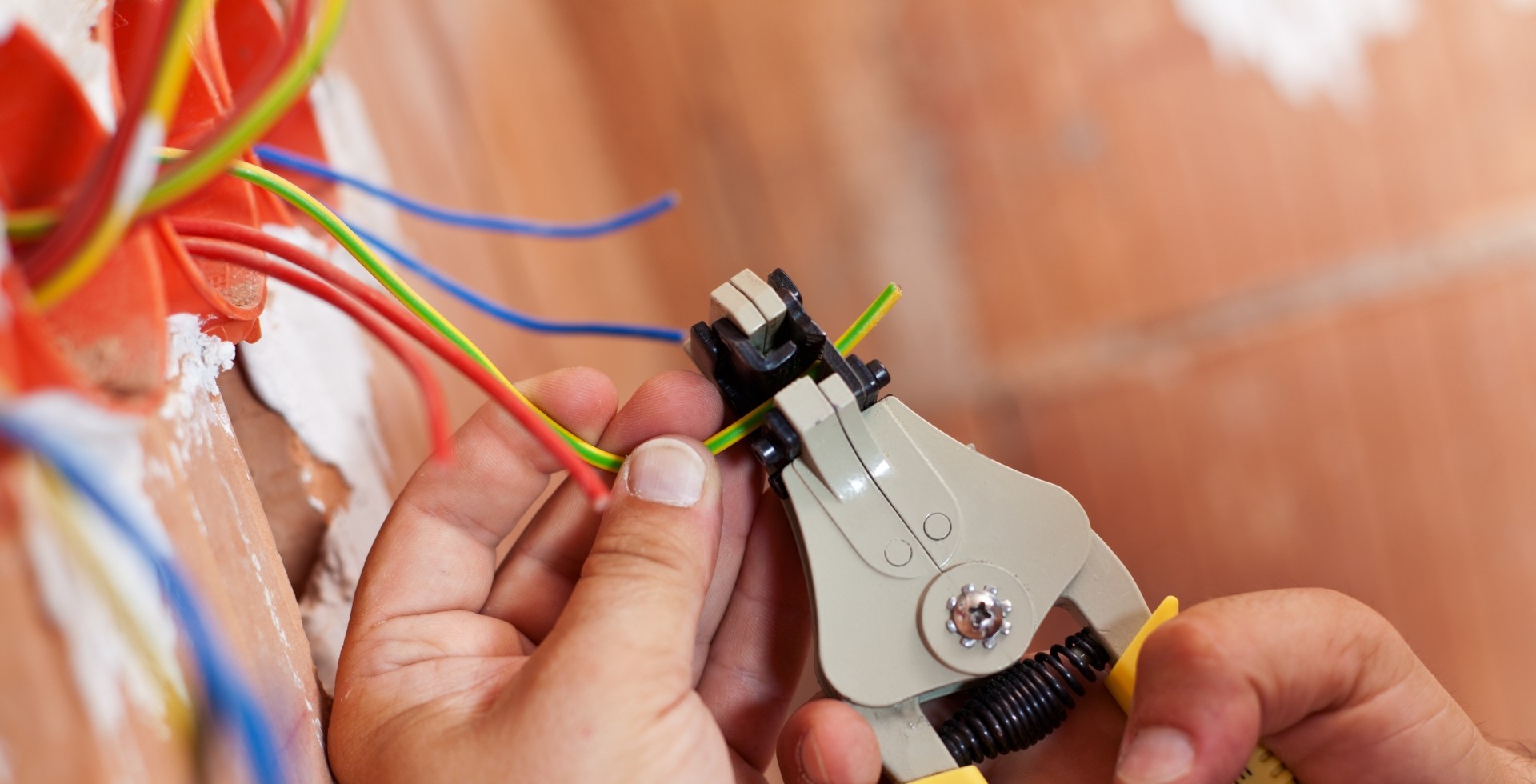 Electricians testimonials Addlestone